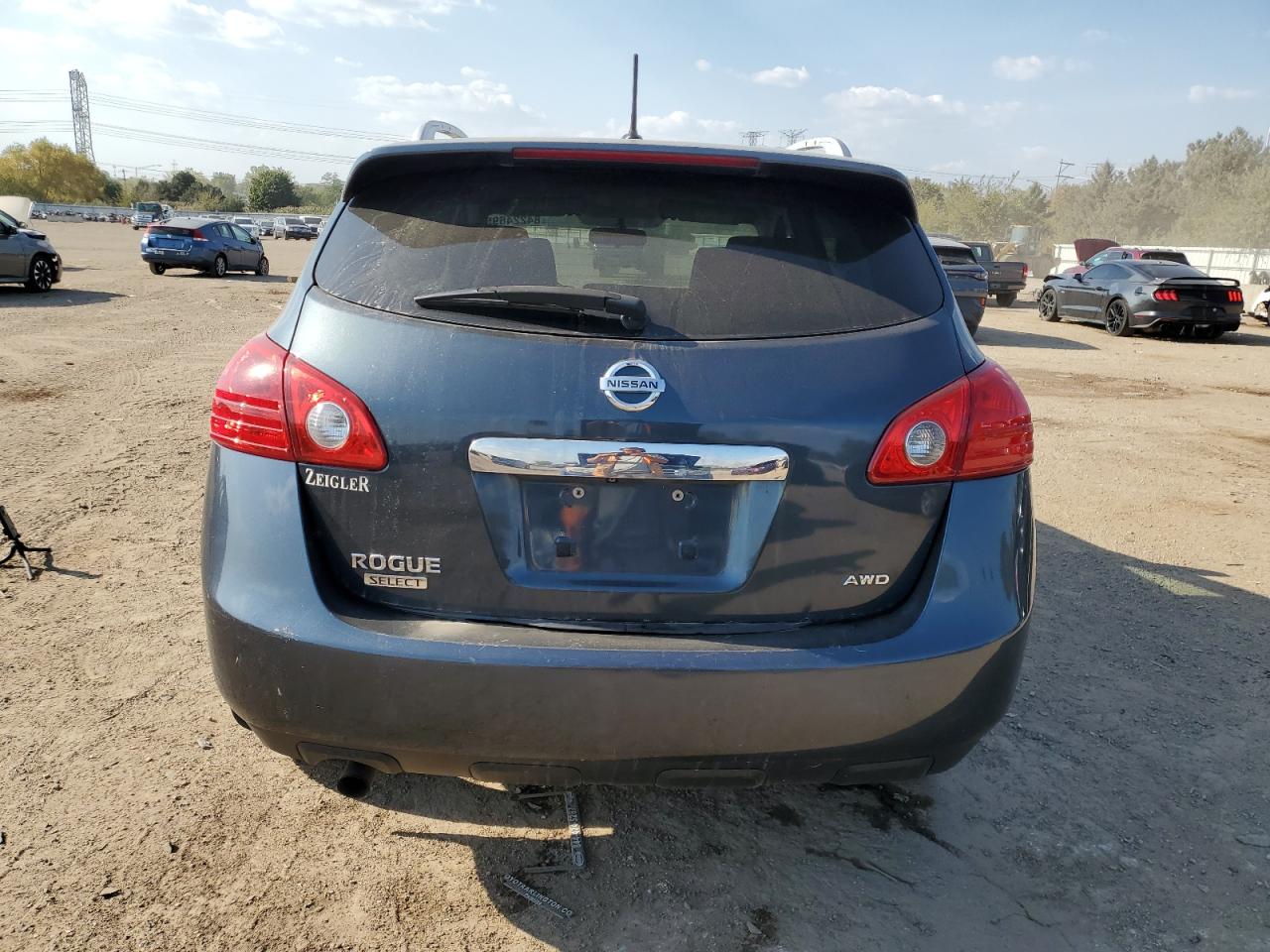2015 Nissan Rogue Select S VIN: JN8AS5MV4FW762405 Lot: 84224695