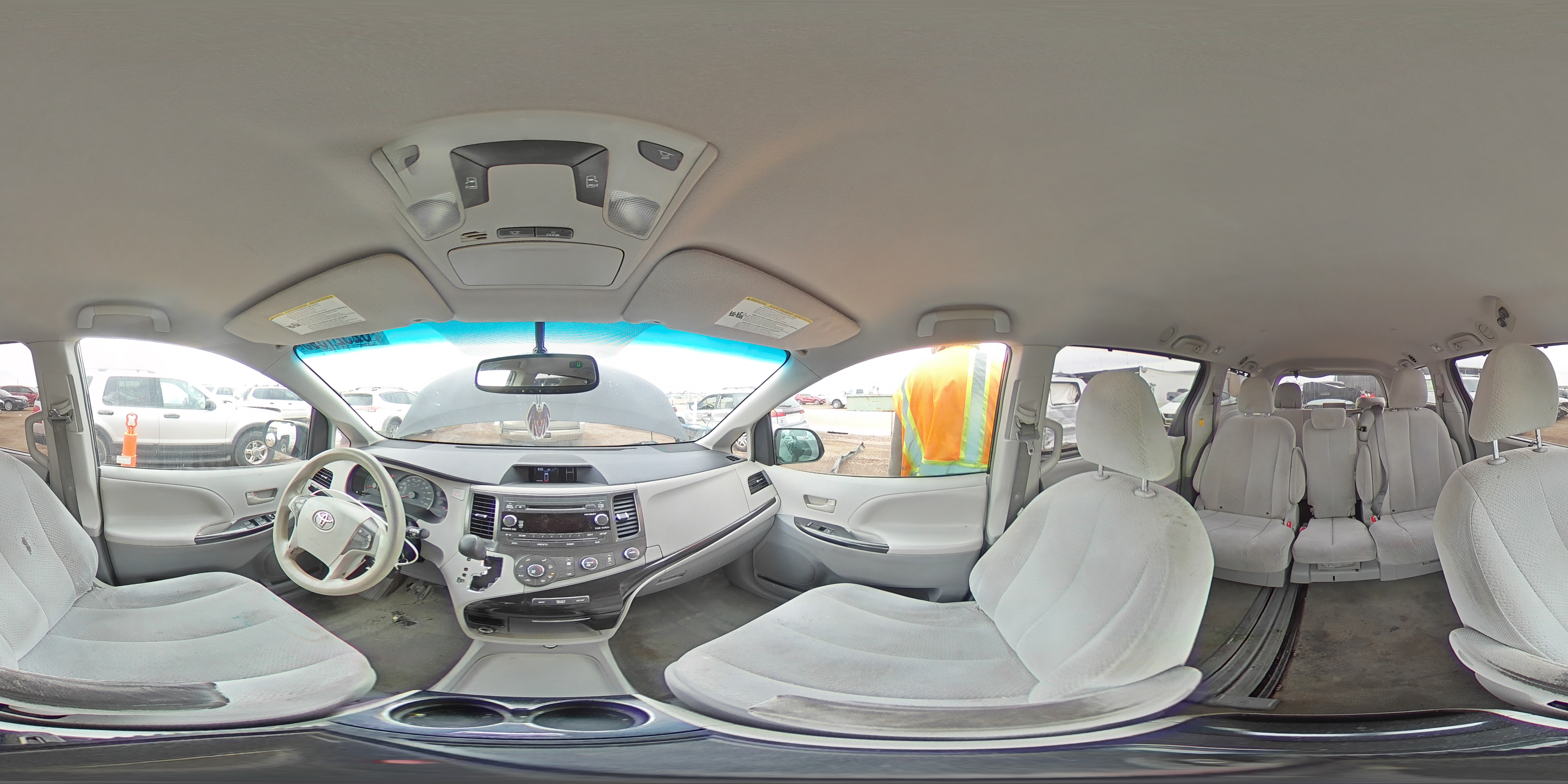 2012 Toyota Sienna Le VIN: 5TDKK3DC9CS186857 Lot: 82321595