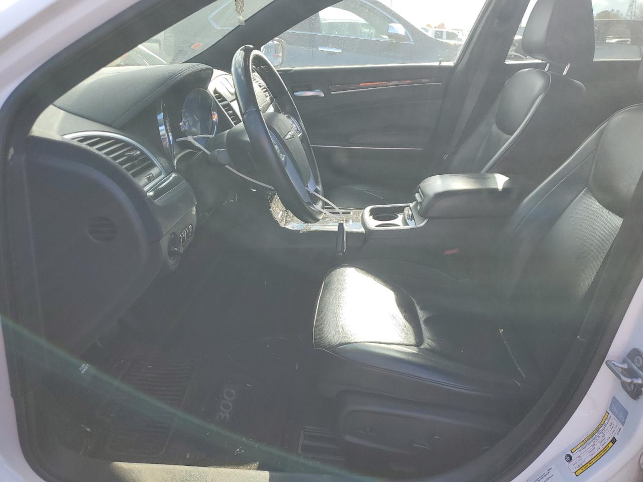 2014 Chrysler 300C VIN: 2C3CCAET0EH189883 Lot: 89549845