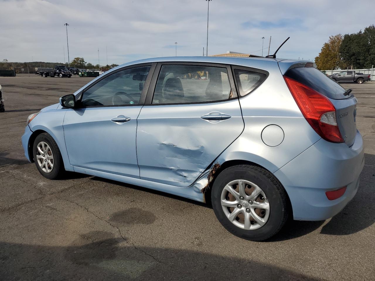 KMHCT5AE4EU166934 2014 Hyundai Accent Gls 2014 Hyundai Accent Gls VIN: KMHCT5AE4EU166934 Lot: 89462495