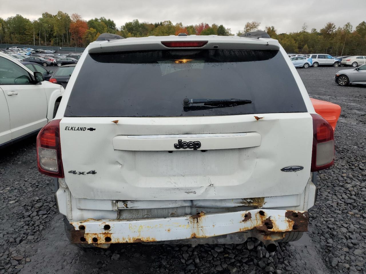 2015 Jeep Compass Latitude VIN: 1C4NJDEB3FD395006 Lot: 84978255