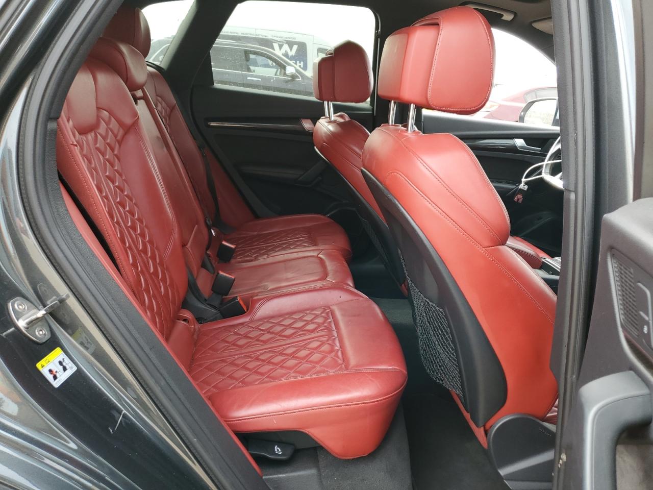 2018 Audi Sq5 Premium Plus VIN: WA1A4AFY8J2040077 Lot: 89914625