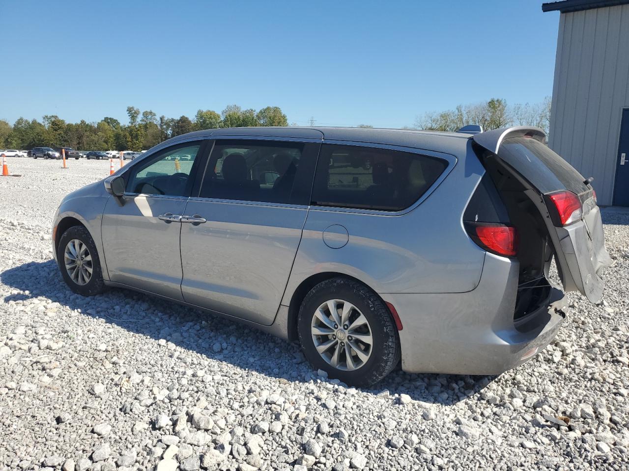 2017 Chrysler Pacifica Touring VIN: 2C4RC1DG8HR514028 Lot: 84880875