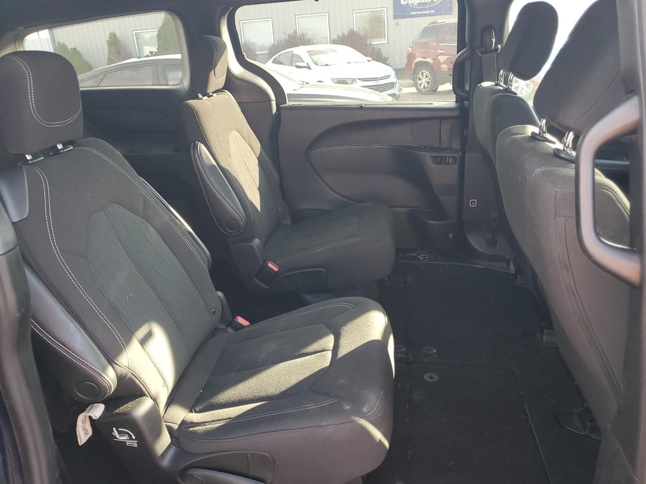 2021 Chrysler Pacifica Touring VIN: 2C4RC1FG4MR589557 Lot: 84550085