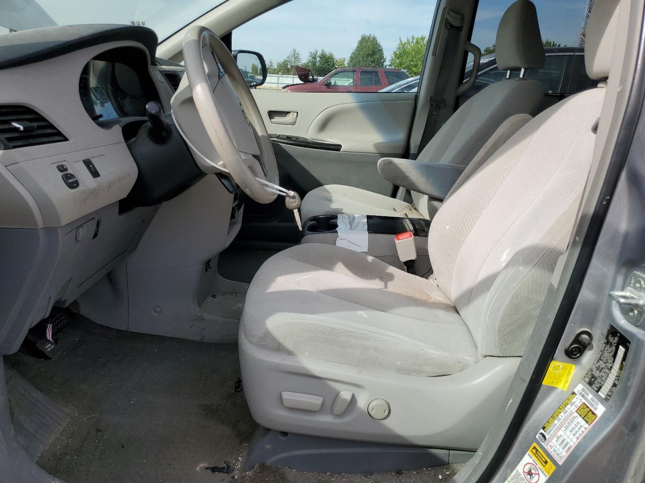 2012 Toyota Sienna Le VIN: 5TDKK3DC1CS222654 Lot: 81934085