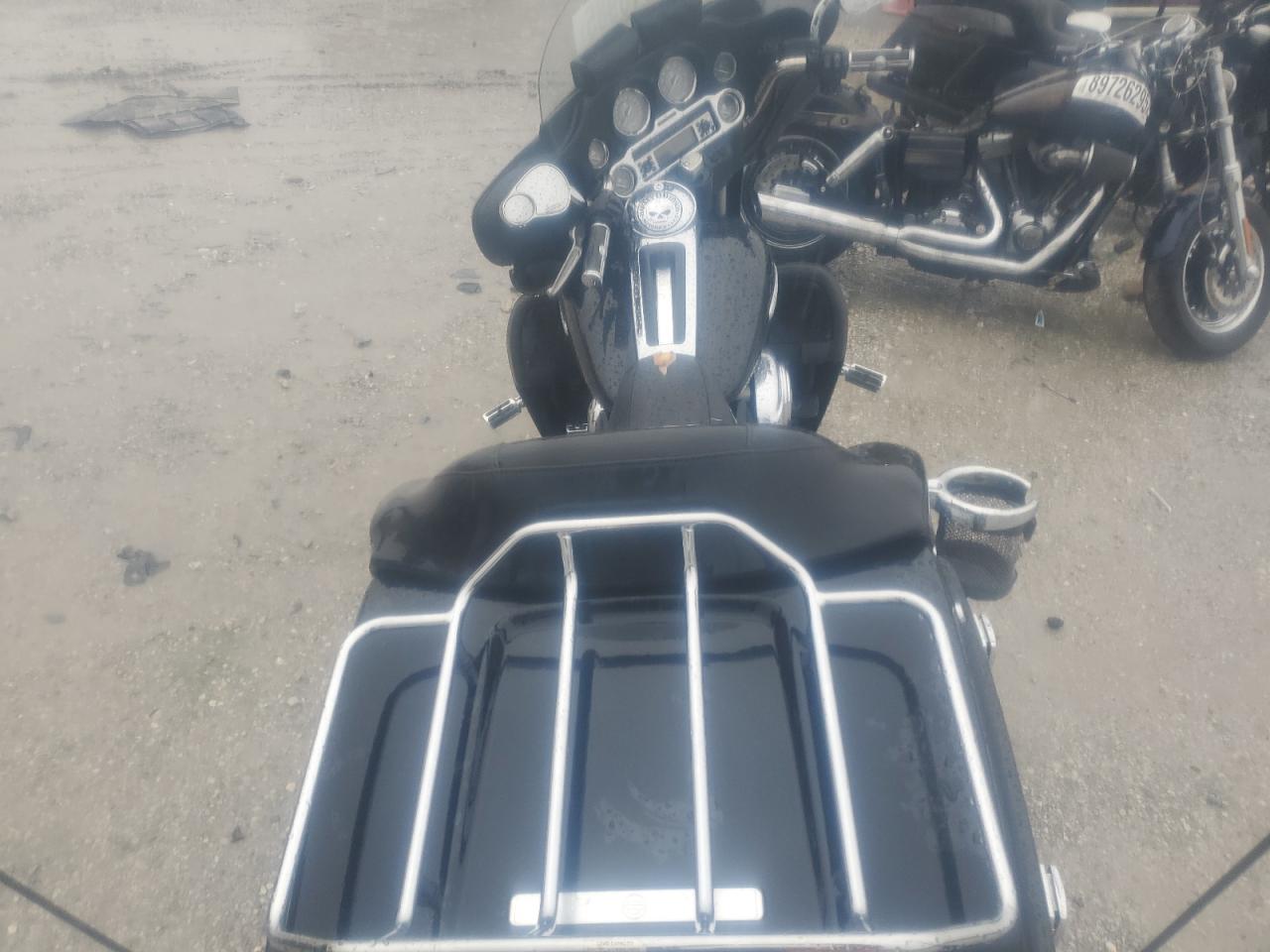 2011 Harley-Davidson Flhtk VIN: 1HD1KEM11BB662447 Lot: 90118985