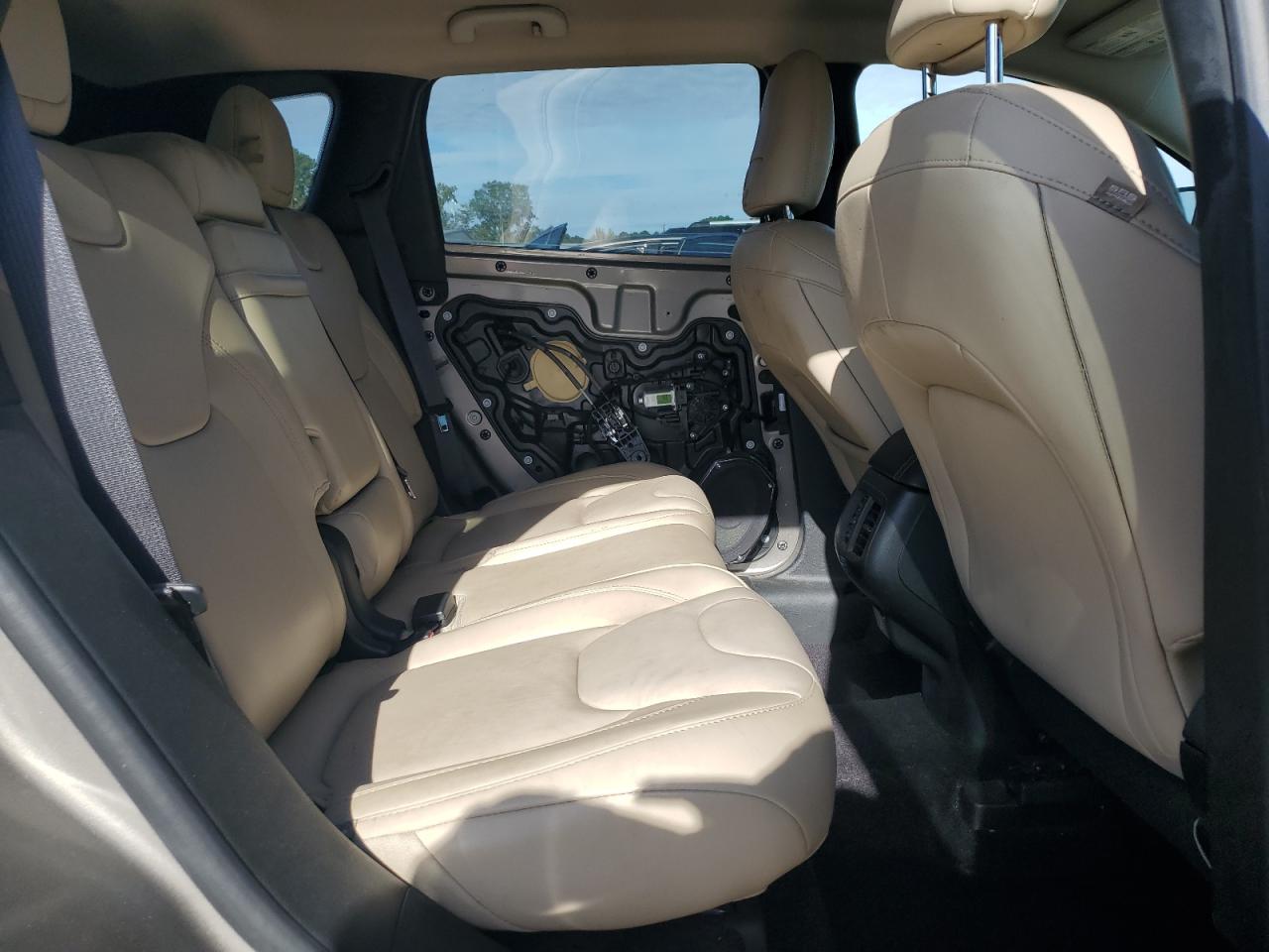 2017 Jeep Cherokee Limited VIN: 1C4PJLDS5HW559657 Lot: 85483945