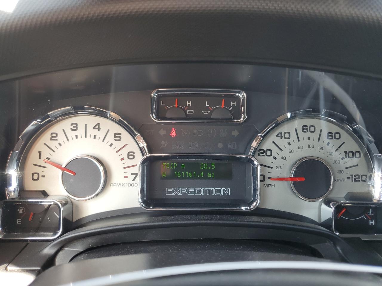 2007 Ford Expedition Limited VIN: 1FMFU20587LA87799 Lot: 84781845