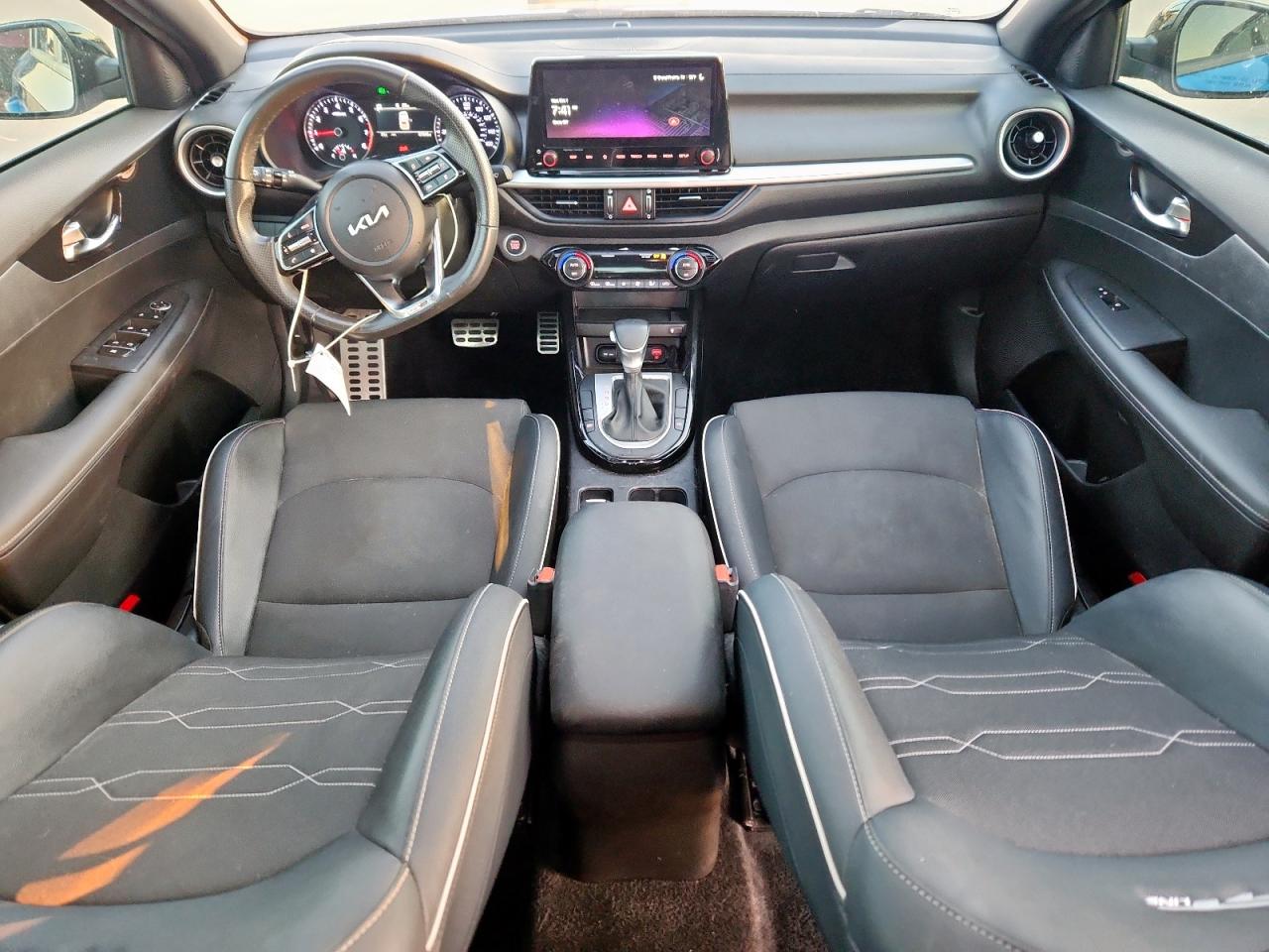 2024 Kia Forte Gt Line VIN: 3KPF54AD6RE726325 Lot: 84475565