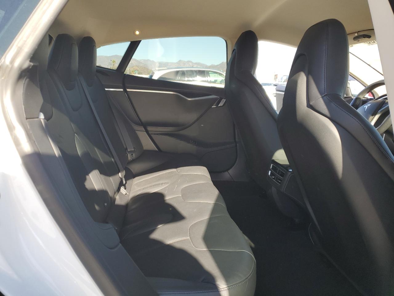 2015 Tesla Model S 60 VIN: 5YJSA1S19FFP77014 Lot: 86846255