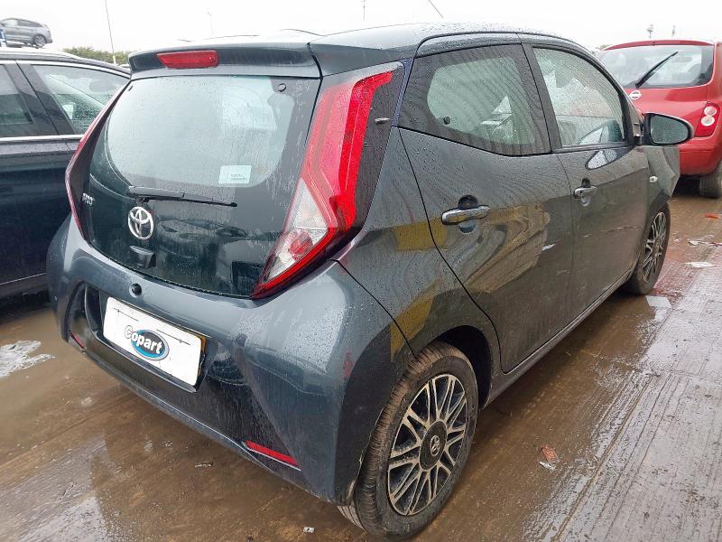 2018 TOYOTA AYGO 1.0 VVT-I X-PLAY 5DR
