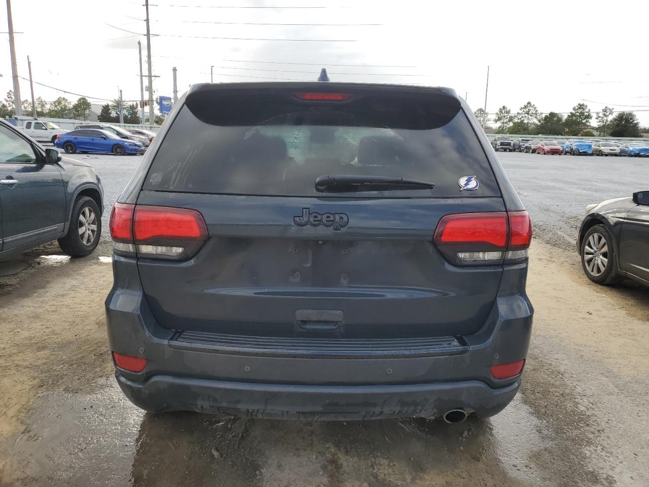 2018 Jeep Grand Cherokee Laredo VIN: 1C4RJEAGXJC181749 Lot: 85292285