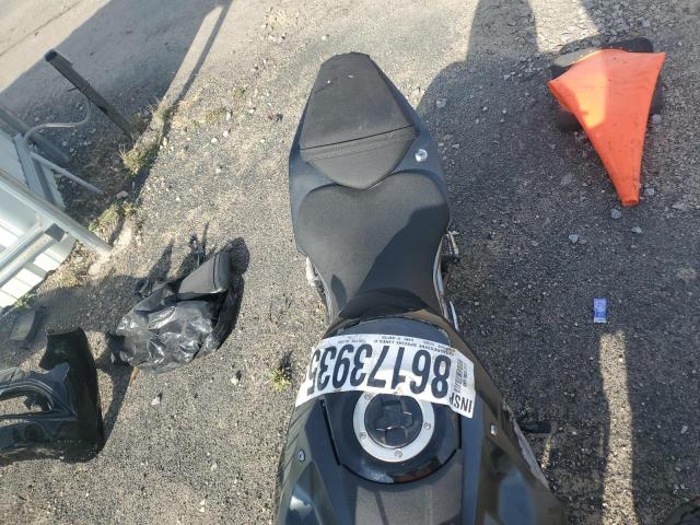 2025 SUZUKI GSX800 F  