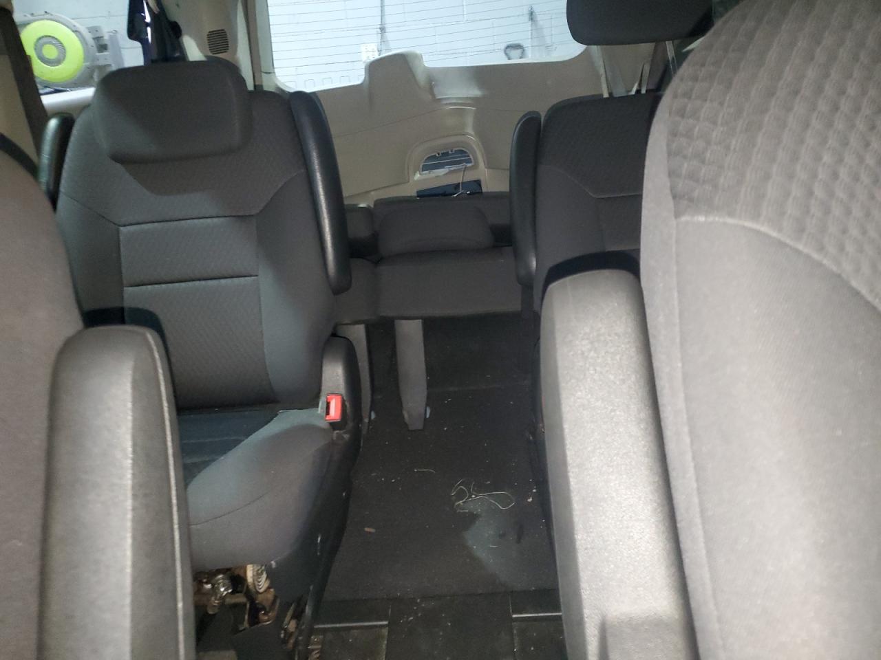 2010 Dodge Grand Caravan Sxt VIN: 2D4RN5D19AR257631 Lot: 87268575