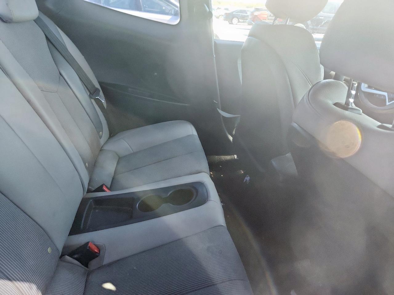 2014 Hyundai Veloster VIN: KMHTC6AD0EU186286 Lot: 82402835