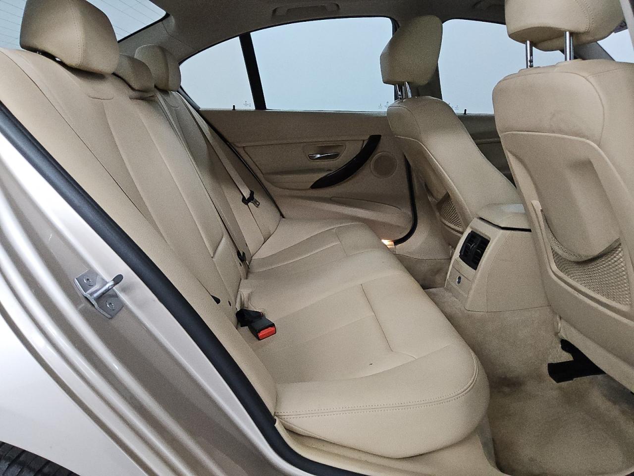 2014 BMW 320 I VIN: WBA3B1C57EP680611 Lot: 89879365