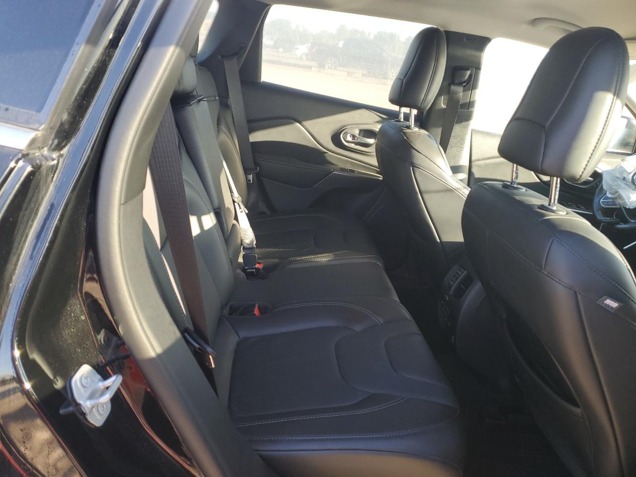 2019 Jeep Cherokee Limited VIN: 1C4PJMDX5KD492157 Lot: 82336035