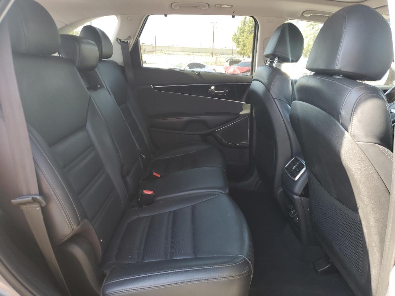 2018 Kia Sorento Sx VIN: 5XYPK4A57JG380525 Lot: 81943965