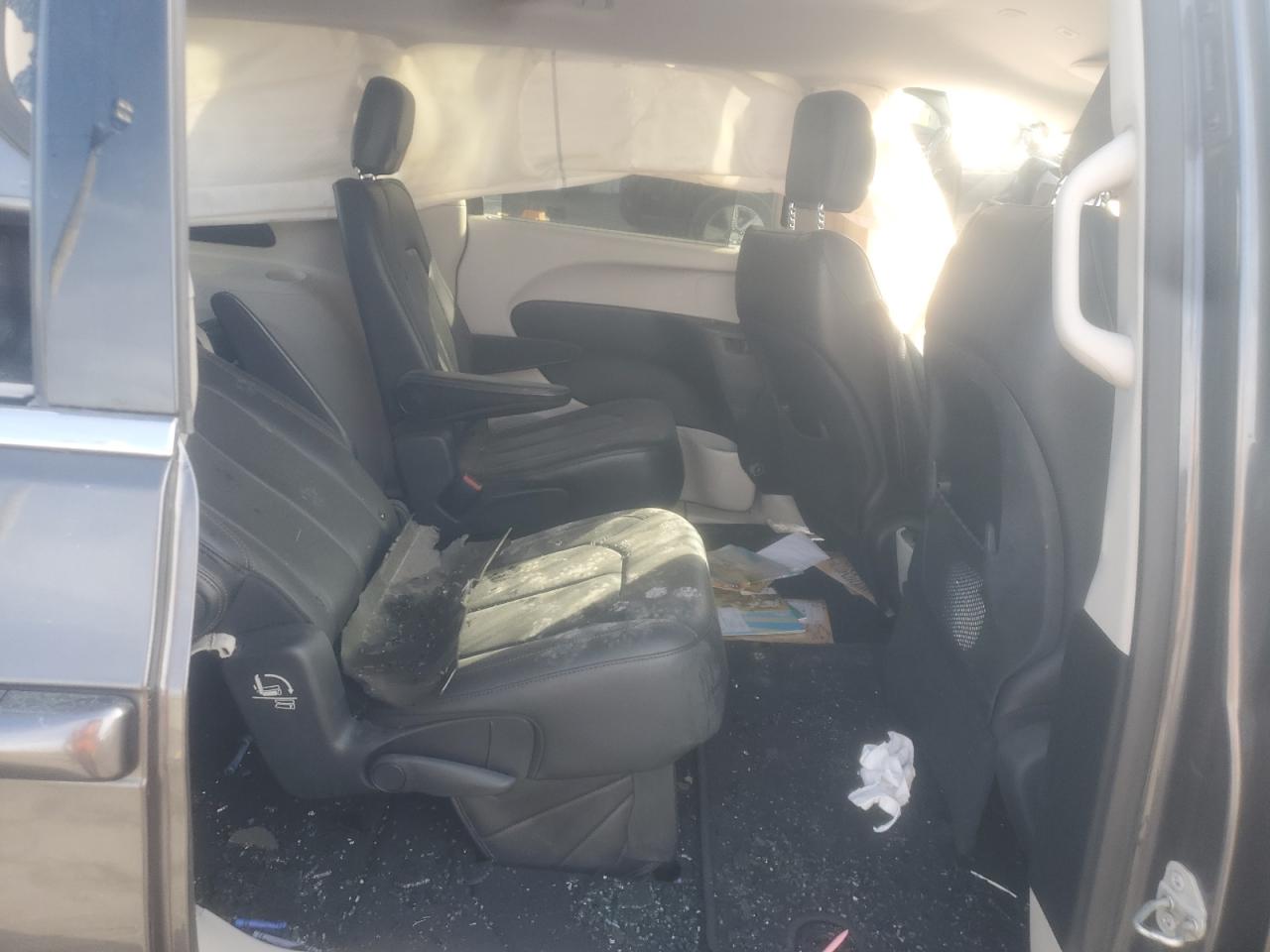 2018 Chrysler Pacifica Touring L VIN: 2C4RC1BG8JR277114 Lot: 87278165