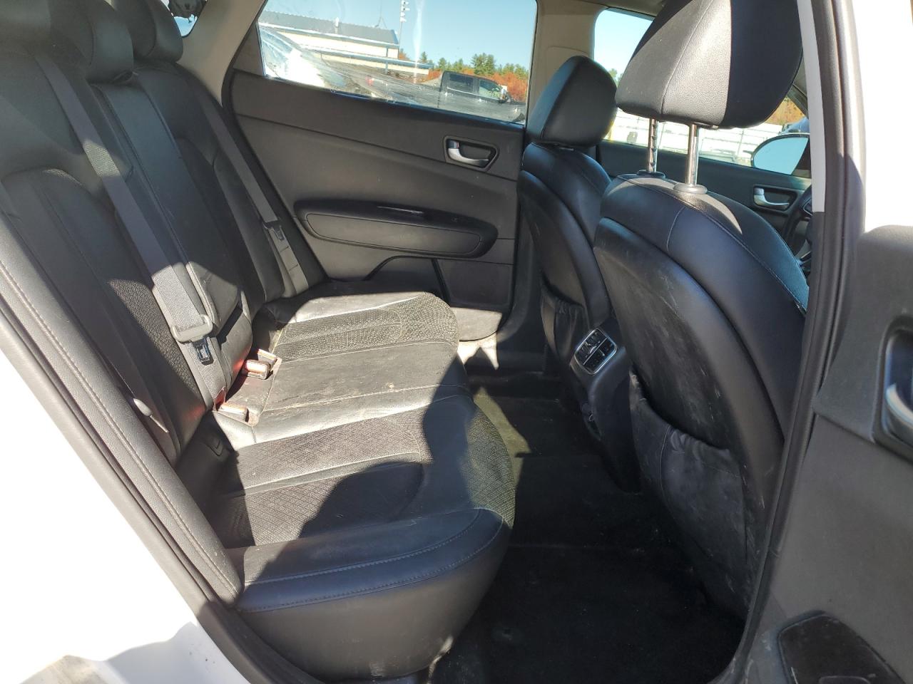 2018 Kia Optima Ex VIN: 5XXGU4L32JG218117 Lot: 90223195