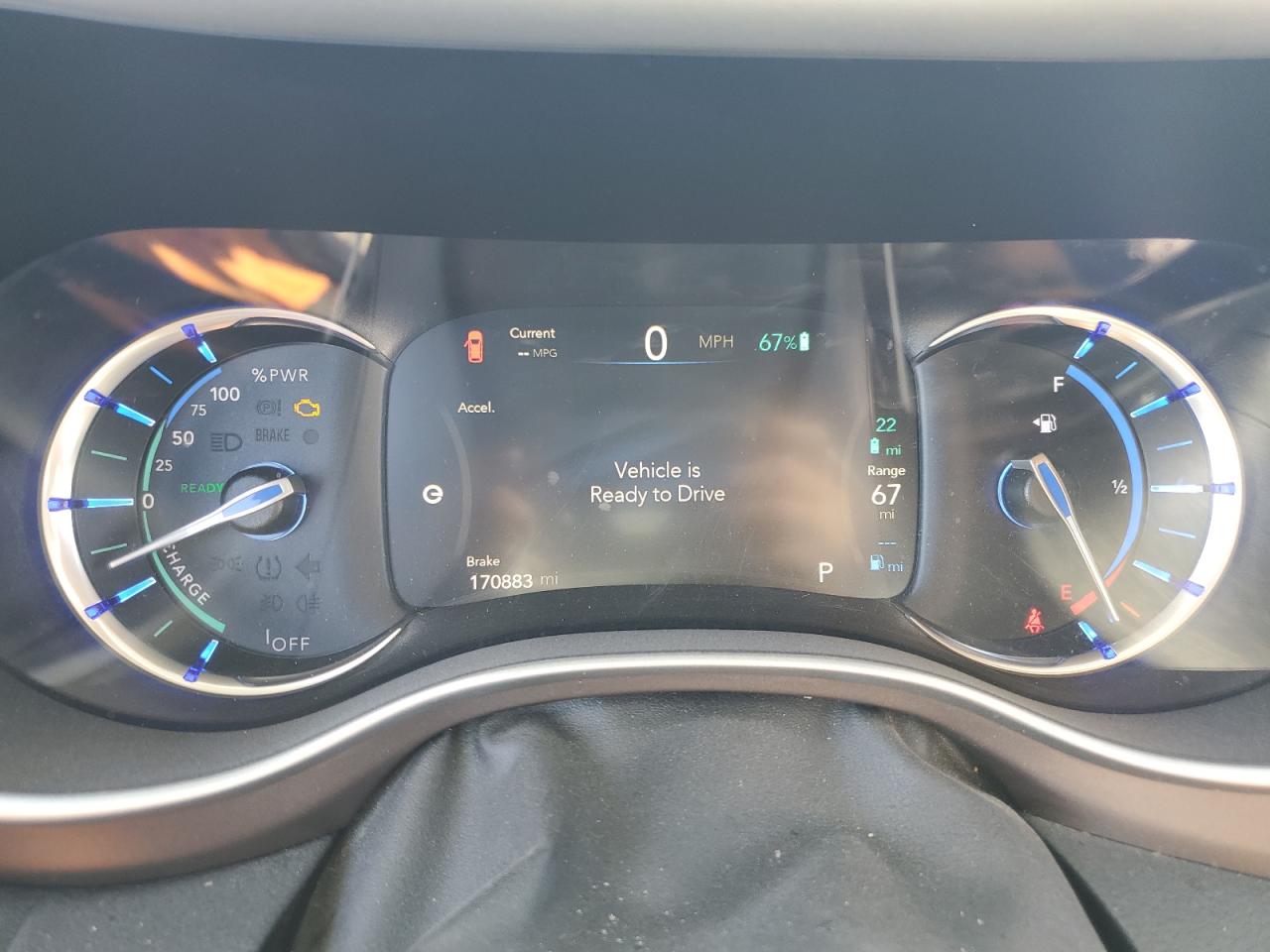 2018 Chrysler Pacifica Hybrid Touring L VIN: 2C4RC1L78JR157666 Lot: 87426195