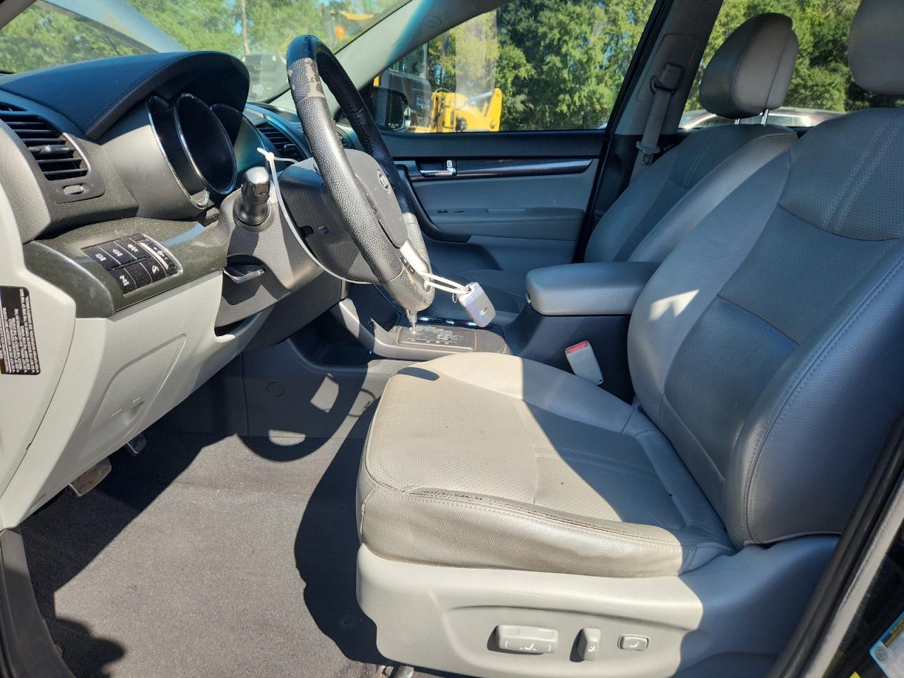 2011 Kia Sorento Sx VIN: 5XYKWDA2XBG131528 Lot: 80752515