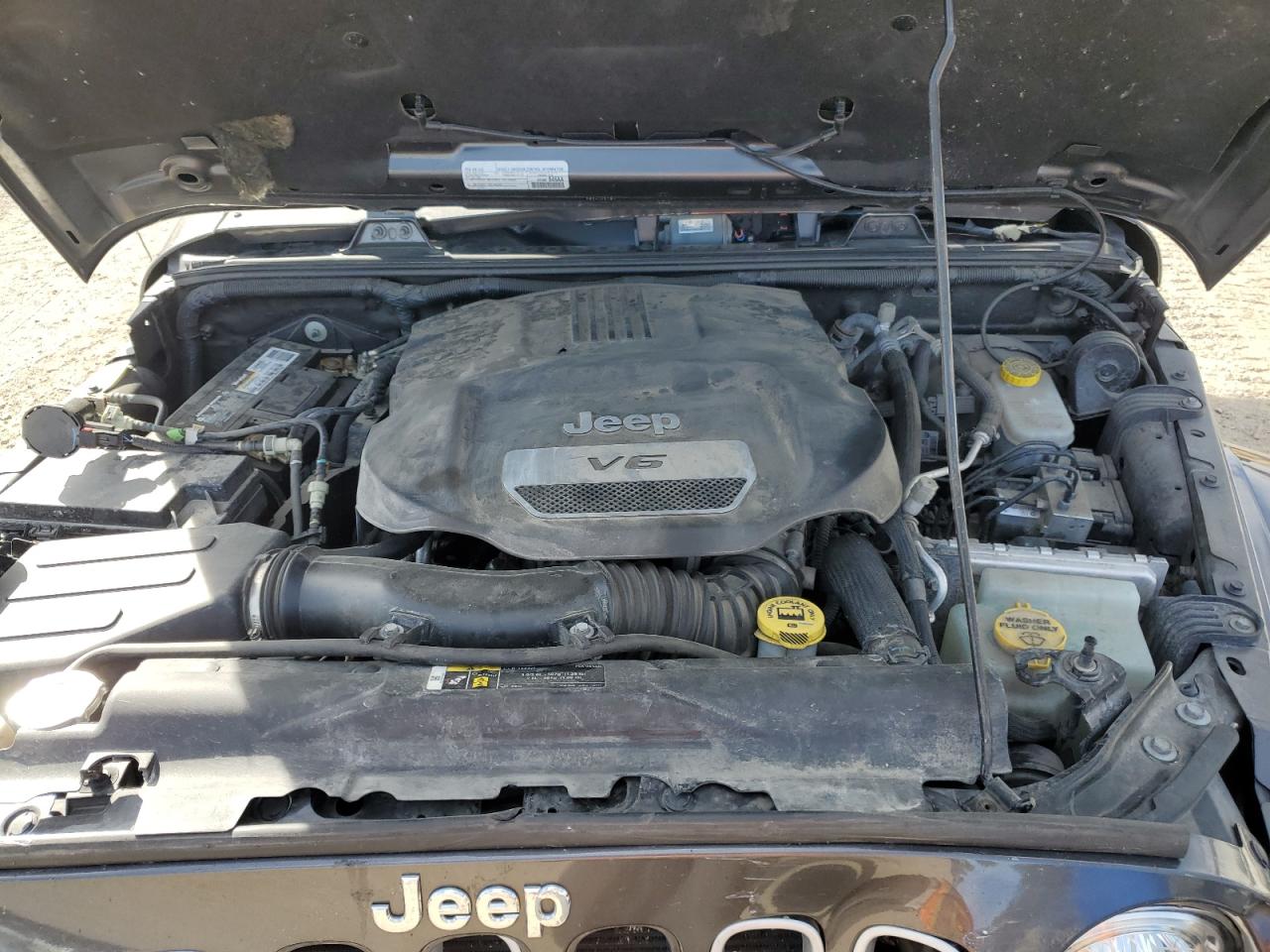 2017 Jeep Wrangler Unlimited Sahara VIN: 1C4BJWEG4HL733001 Lot: 85078815