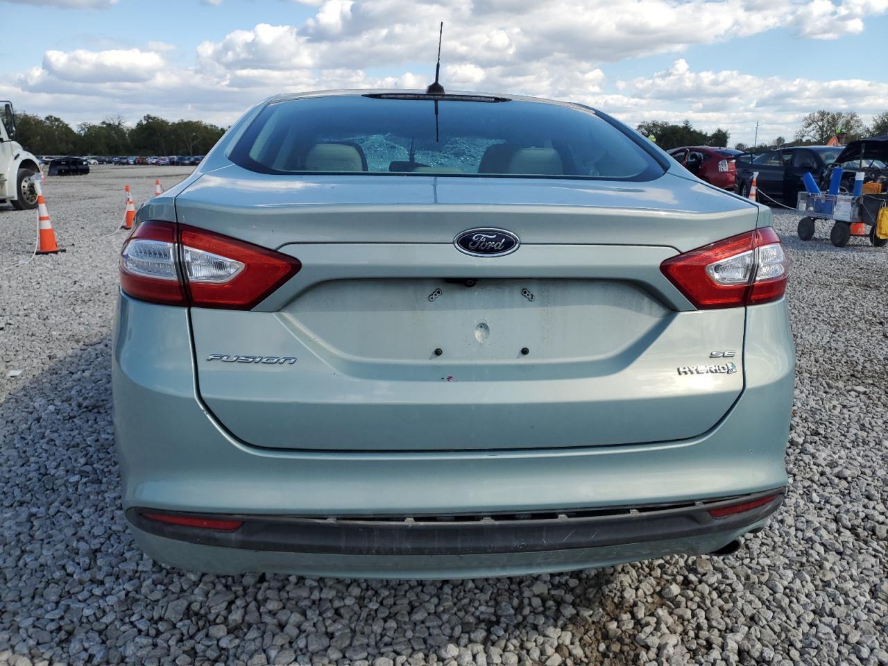 2013 Ford Fusion Se Hybrid VIN: 3FA6P0LU4DR368875 Lot: 82259635