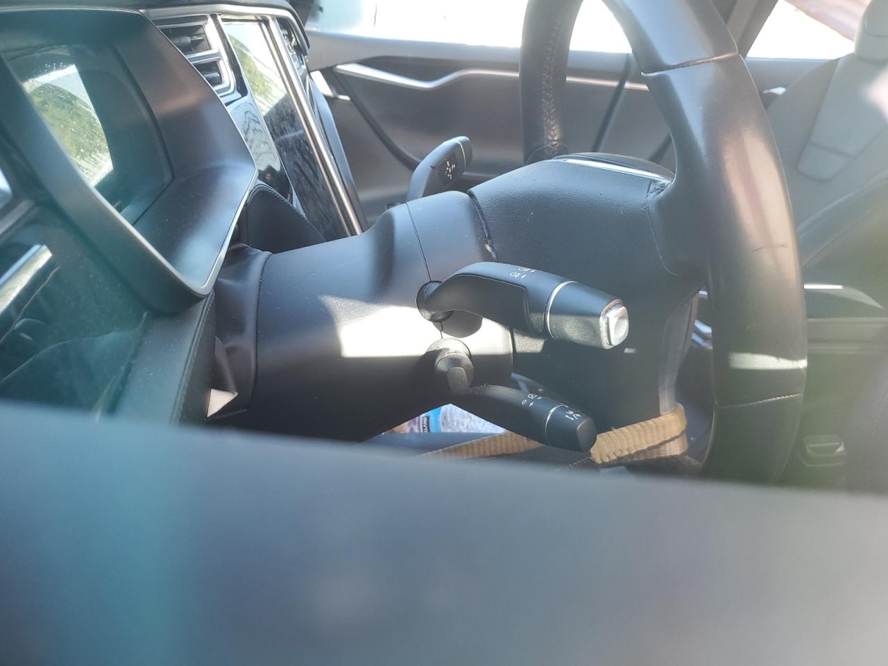 2017 Tesla Model S VIN: 5YJSA1E19HF201163 Lot: 84812655