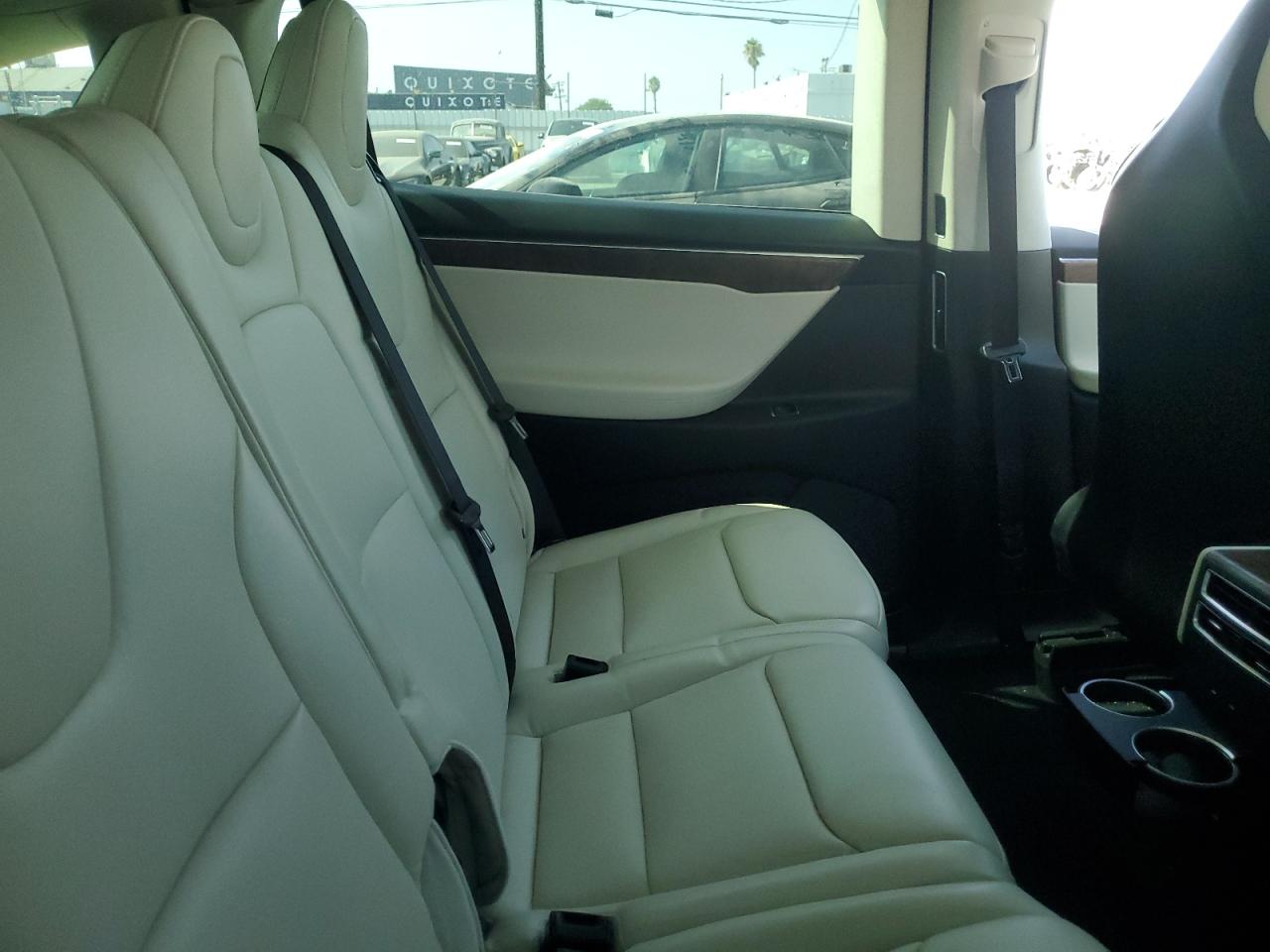 2017 Tesla Model X VIN: 5YJXCDE21HF068943 Lot: 85755345