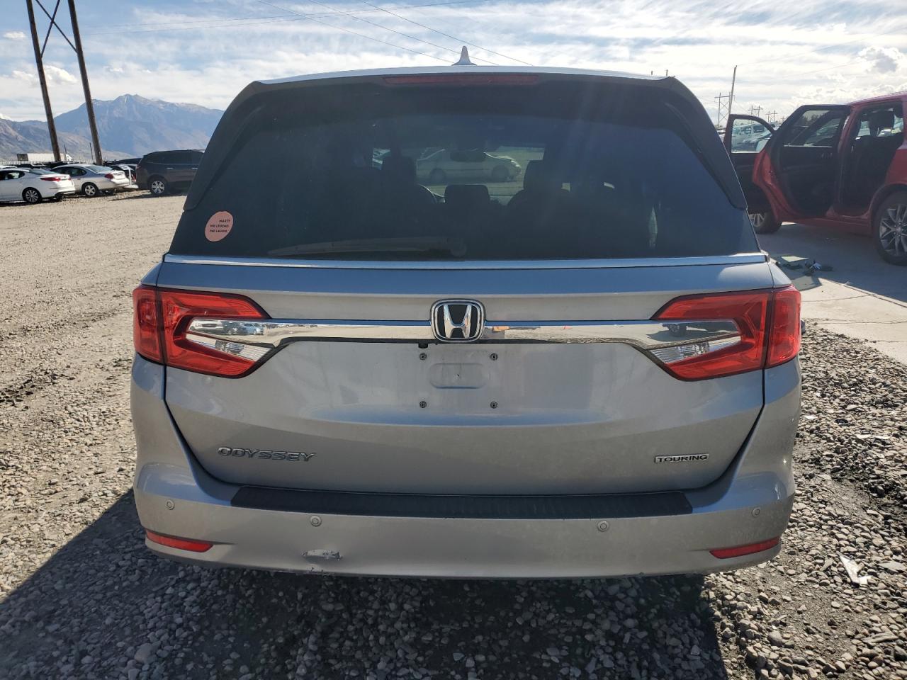 2019 Honda Odyssey Touring VIN: 5FNRL6H8XKB083758 Lot: 82373125
