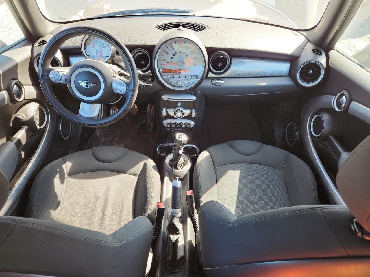 2008 Mini Cooper S VIN: WMWMF73558TT91864 Lot: 86667125