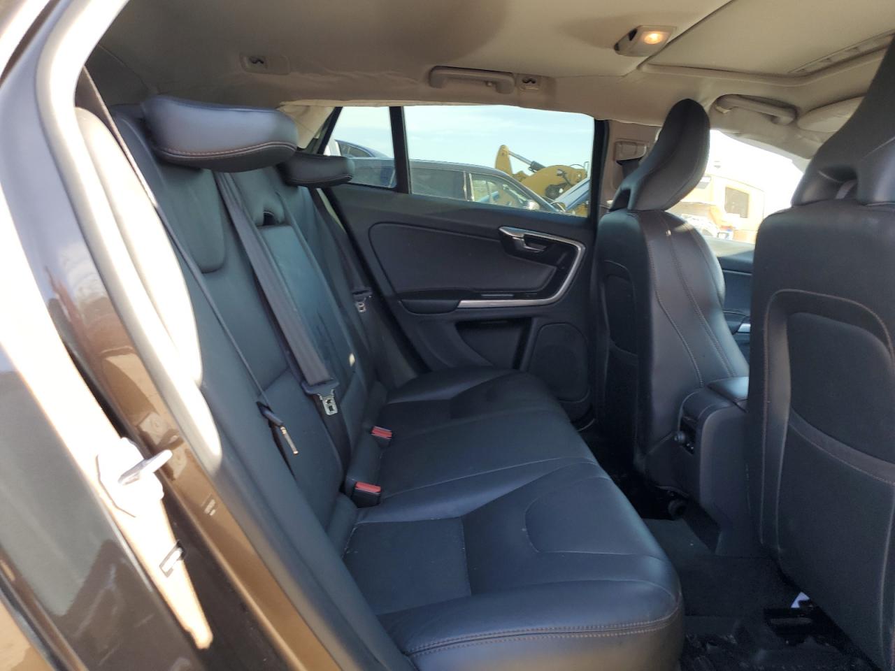 2015 Volvo V60 Cross Country Premier VIN: YV4612HK3F1000499 Lot: 84776475