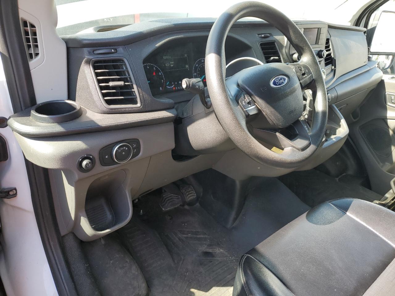 2020 Ford Transit Utility / Service Van VIN: 1FTBR1C88LKB10843 Lot: 86844195