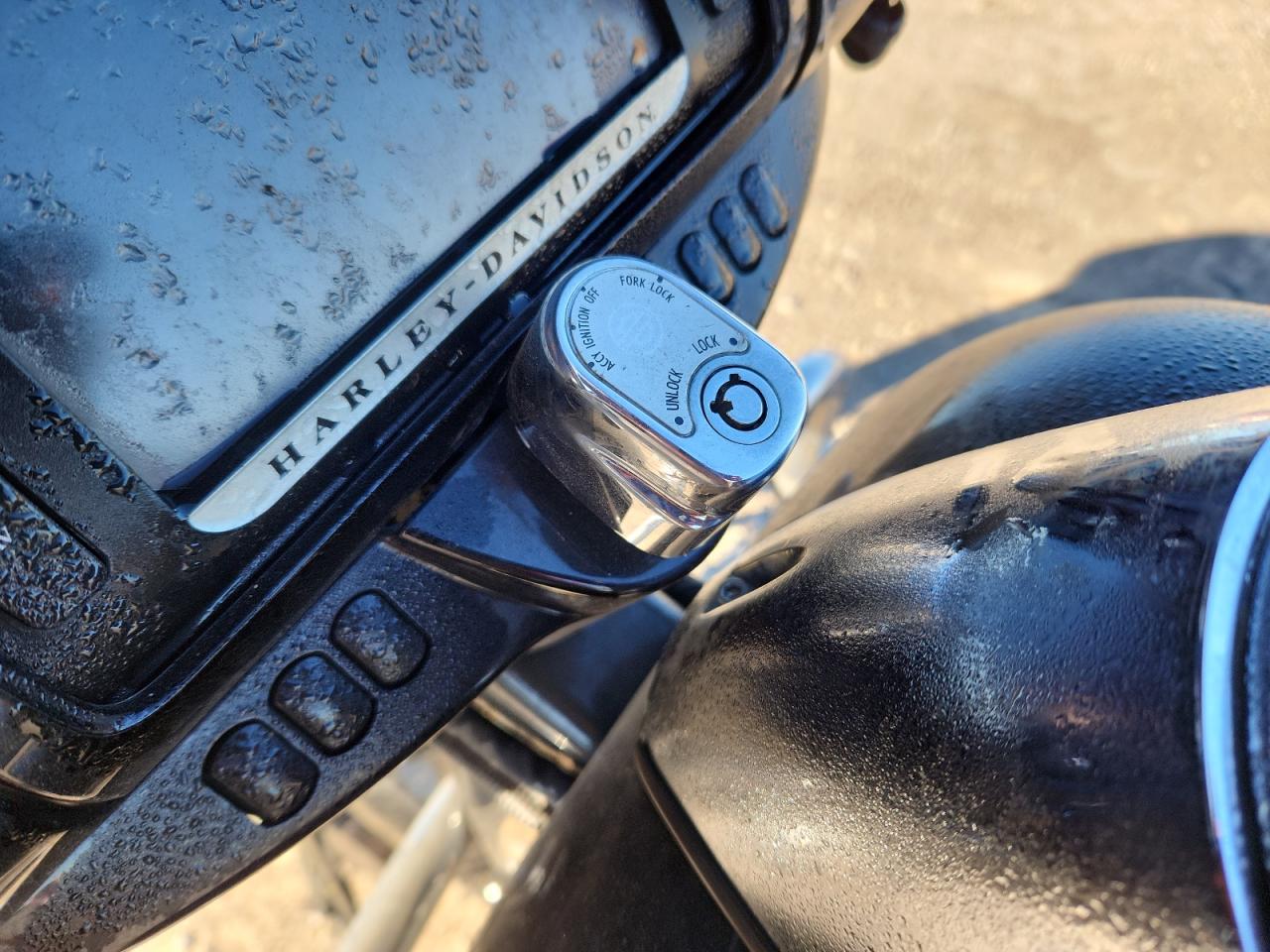 2014 Harley-Davidson Flhxs Street Glide Special VIN: 1HD1KRM17EB704213 Lot: 87222675