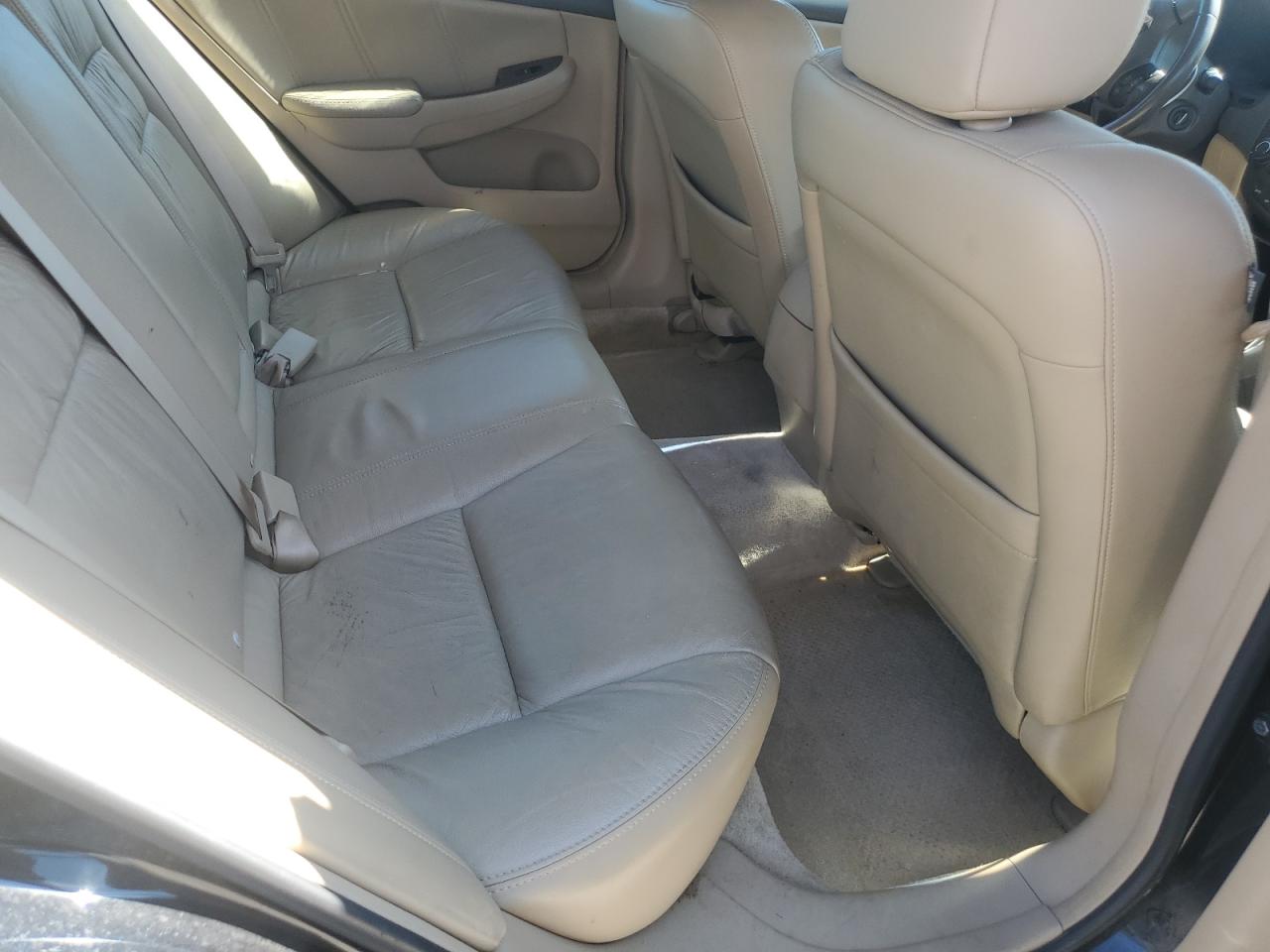 2007 Honda Accord Ex VIN: 1HGCM56837A179717 Lot: 86100875