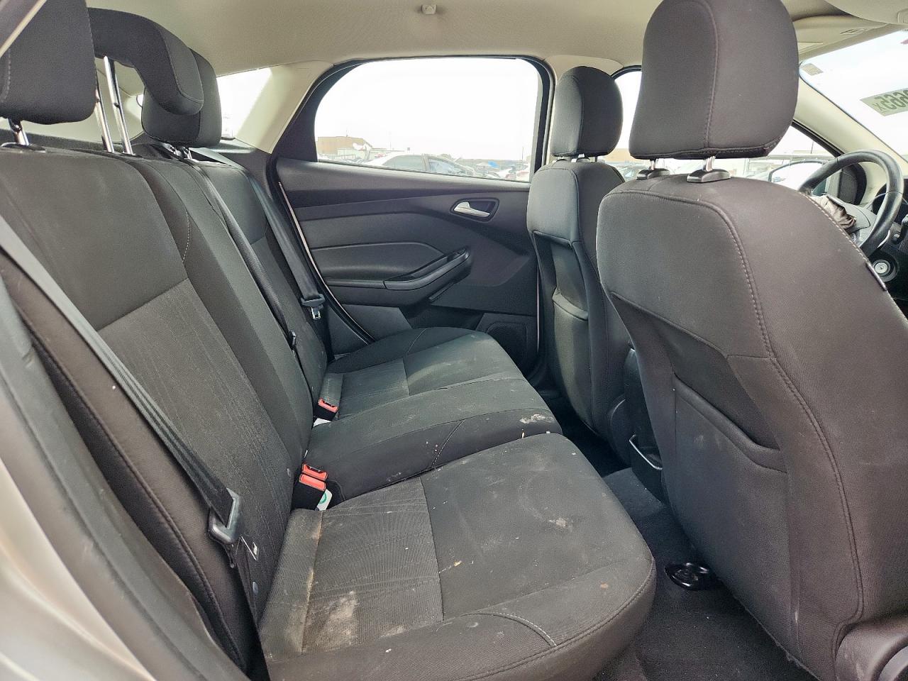 2016 Ford Focus Se VIN: 1FADP3K28GL252106 Lot: 85579665