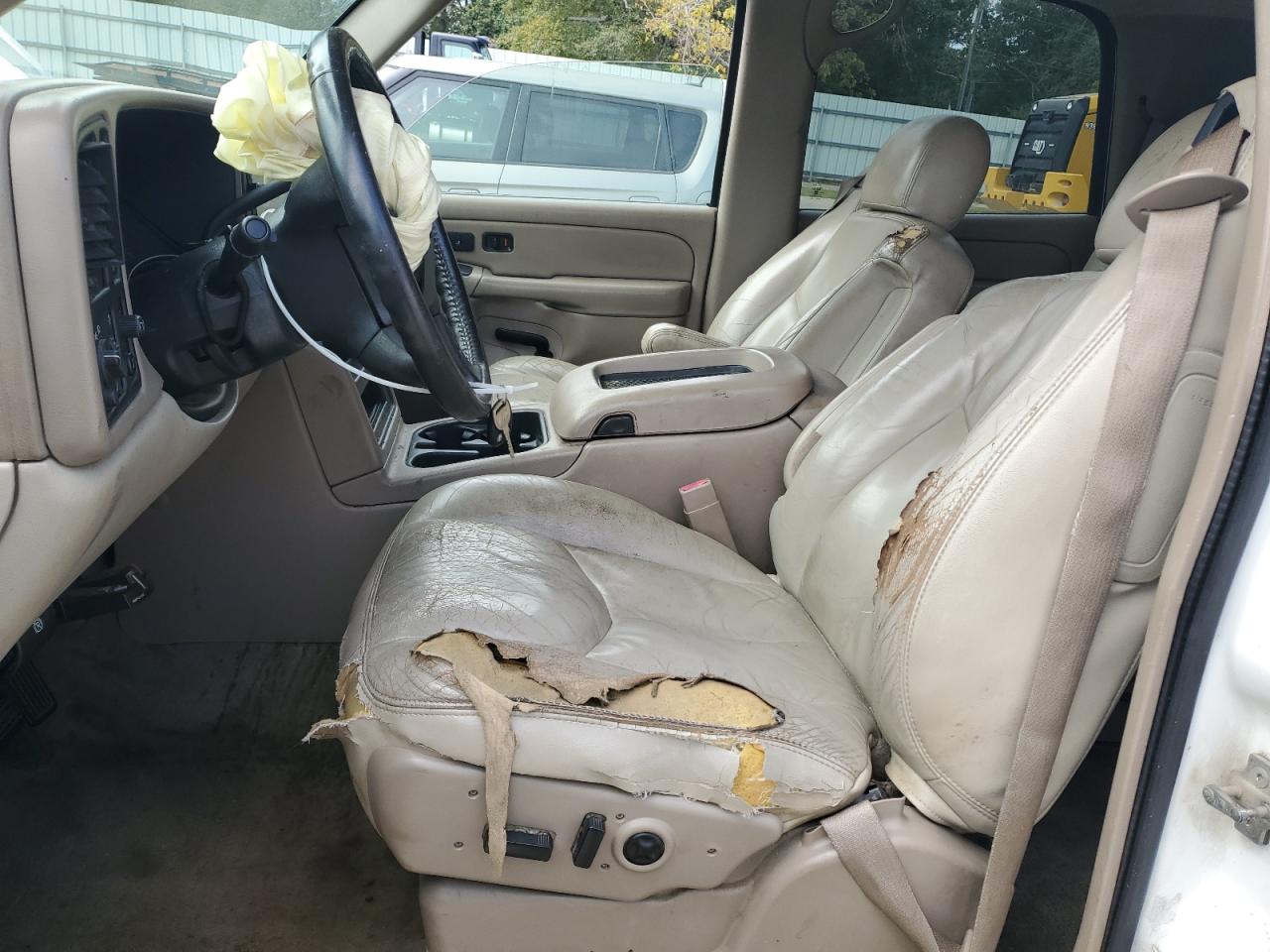 2005 Chevrolet Tahoe K1500 VIN: 1GNEK13T85R230519 Lot: 85675895