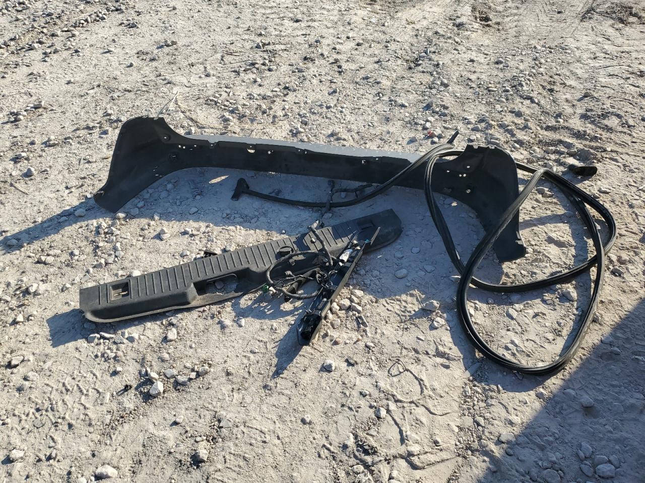 2016 Ford Transit Co Delivery Van VIN: NM0LS7FX2G1261541 Lot: 81331235