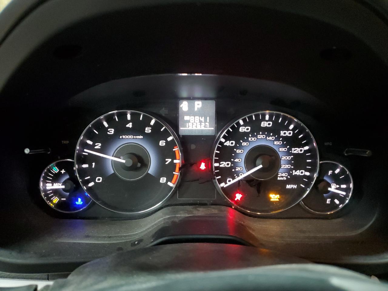 V V