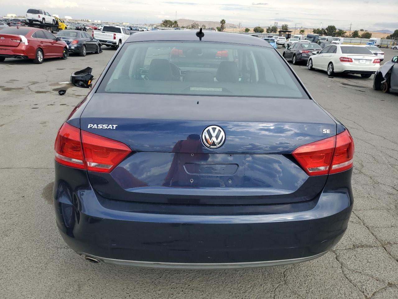 2013 Volkswagen Passat Se VIN: 1VWBP7A35DC064820 Lot: 82004665