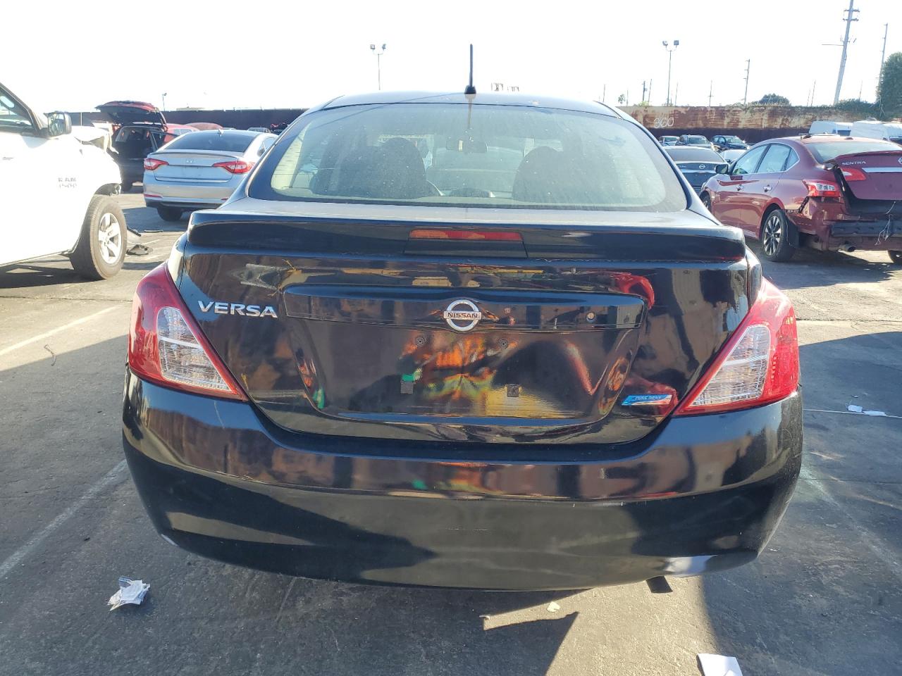 2015 Nissan Versa S VIN: 3N1CN7APXFL808356 Lot: 82497715