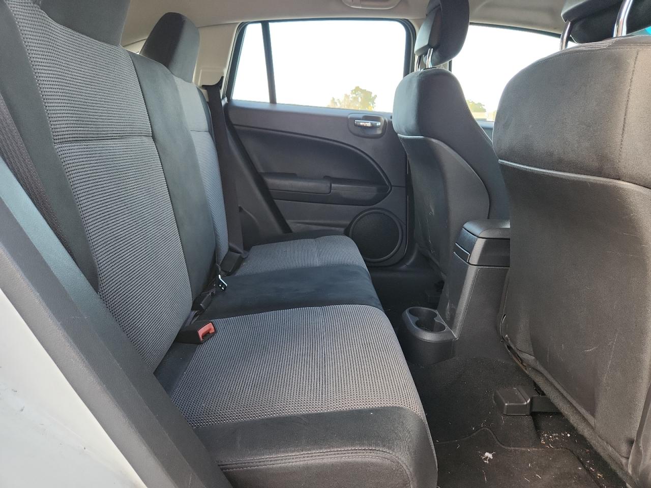 2010 Dodge Caliber Sxt VIN: 1B3CB4HA9AD529504 Lot: 84952075