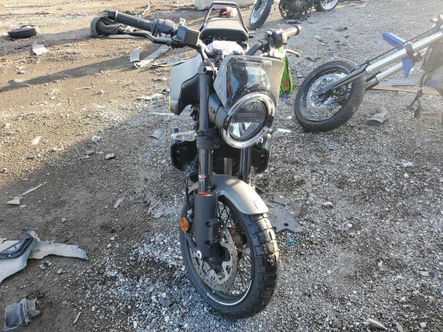 2024 HUSQVARNA VITPILEN 401/SVARTPILEN 401   