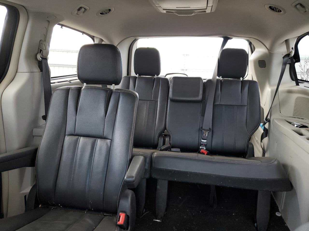 2016 Chrysler Town & Country Touring VIN: 2C4RC1BG8GR119994 Lot: 89858705