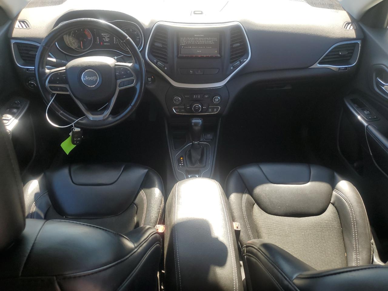 2019 Jeep Cherokee Latitude Plus VIN: 1C4PJLLN9KD119696 Lot: 87222495