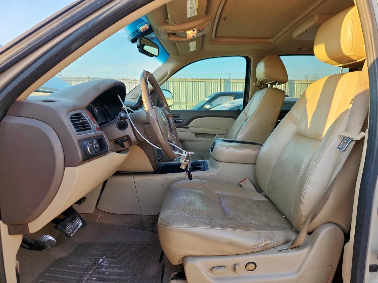 2011 GMC Yukon Xl C1500 Slt VIN: 1GKS1KE01BR354493 Lot: 82407645