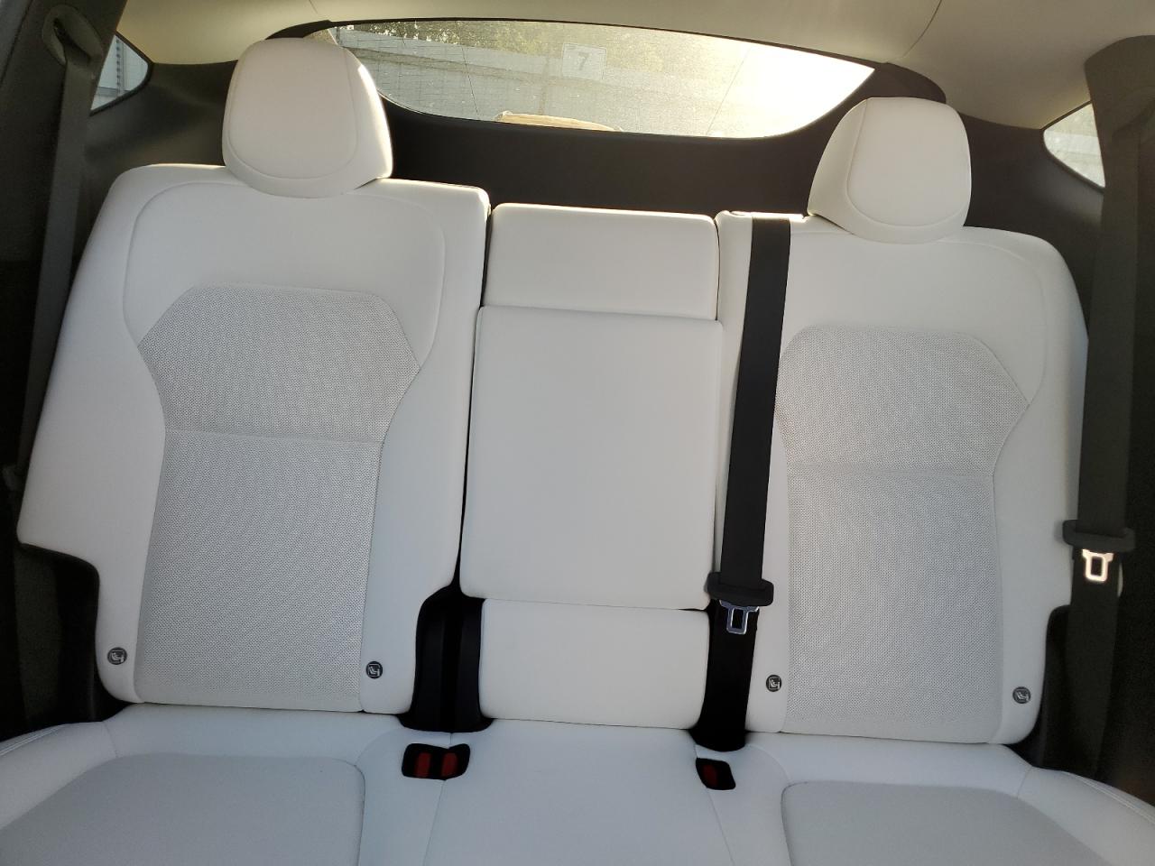 2026 Tesla Model Y VIN: 7SAYGDED7TA433015 Lot: 84392835