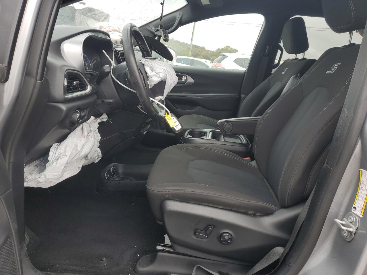 2020 Chrysler Pacifica Touring VIN: 2C4RC1FG8LR234356 Lot: 90541765