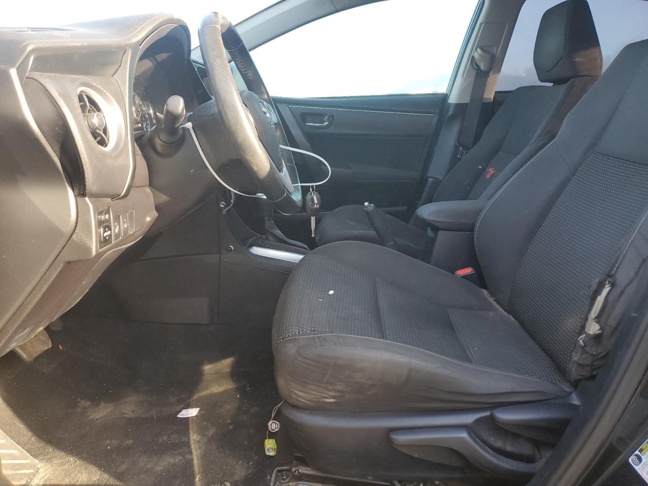 2017 Toyota Corolla L VIN: 2T1BURHE1HC939371 Lot: 84198895